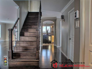 C-138_Escalier