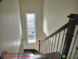 C-214_Escalier