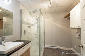 J-358&359_Salle de bain Sous-sol