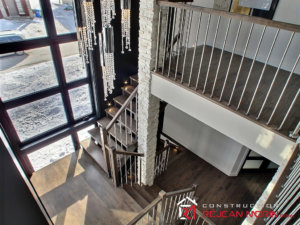 C-233 : Escalier
