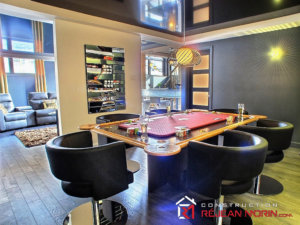 C-233 : Salle de poker