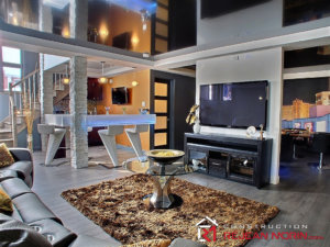 C-233 : Salle familiale
