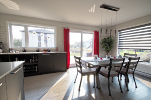 J-353 : Salle a manger