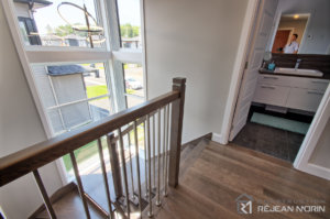 C-375 : Escalier