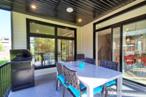 C-387 : Patio
