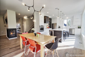 C-387 : Salle à manger